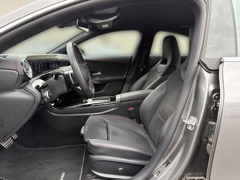 Mercedes-Benz CLA 200 d Coupé - fotka 13 z 17