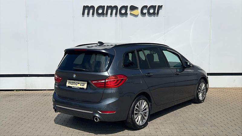 BMW Řada 2 220D 140kW GRANDTOURER HEADUP - fotka 2 z 3