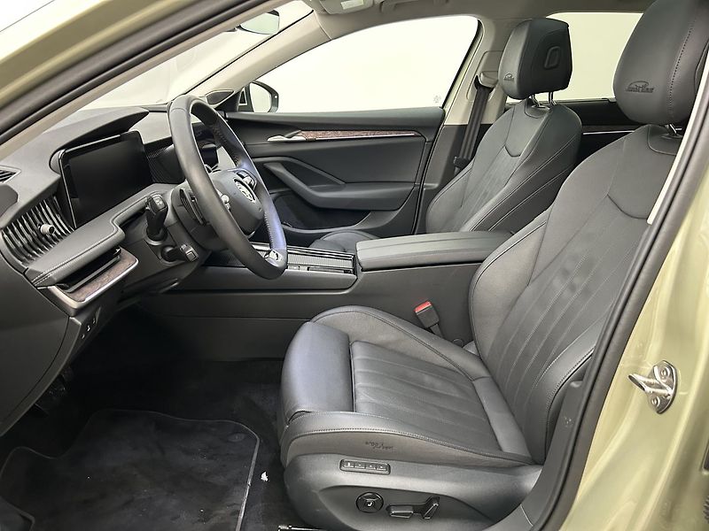 Škoda Superb 2.0 TDI 4x4 L & K - fotka 6 z 30