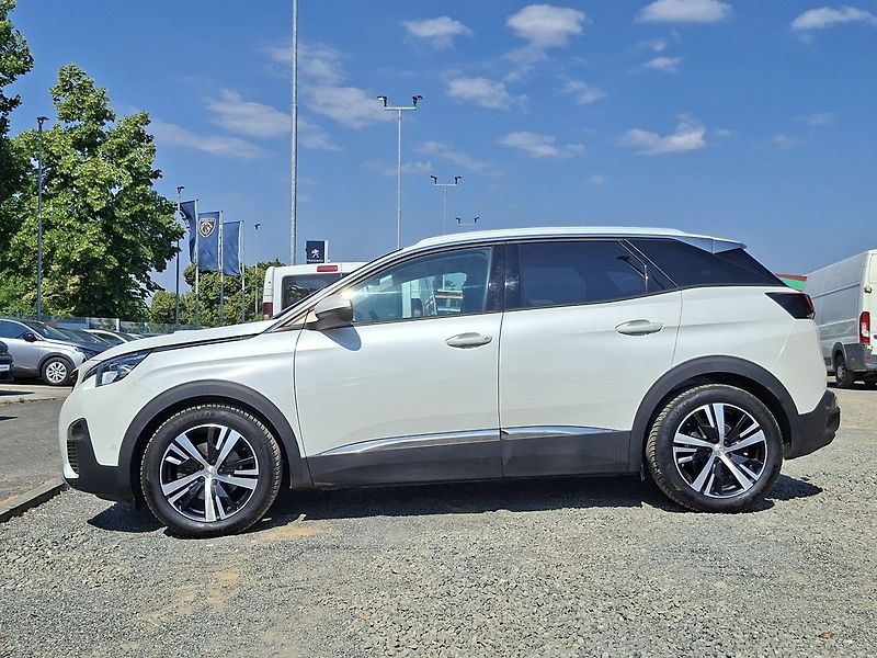 Peugeot 3008 ALLURE 1,5 BHDI 130k EAT8 - fotka 4 z 28