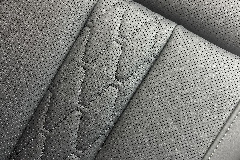 BMW X7 xDrive40d - fotka 13 z 25