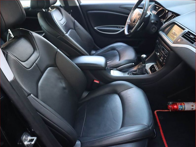 Citroën C5 (2014) 1.6 HDi, Serv.kniha, Navi - fotka 9 z 19