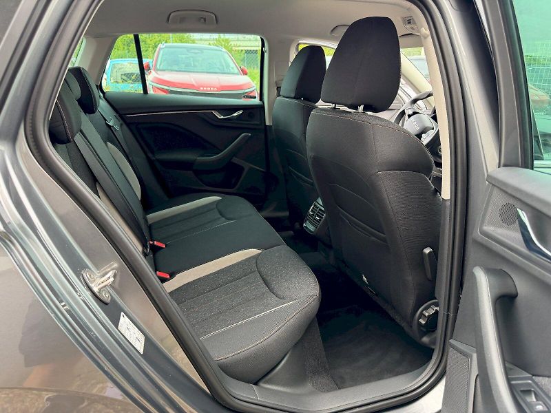 Škoda Scala (2025) TOP SELEC TSI 85/1.0 M6F - fotka 23 z 30