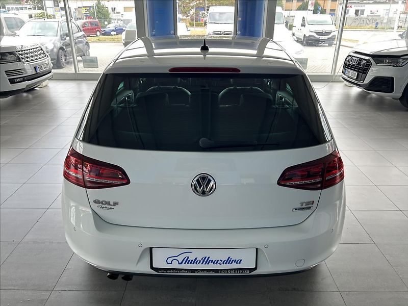 Volkswagen Golf 1,4   TSI 92kW,HIGHLINE,SERVIS - fotka 5 z 30