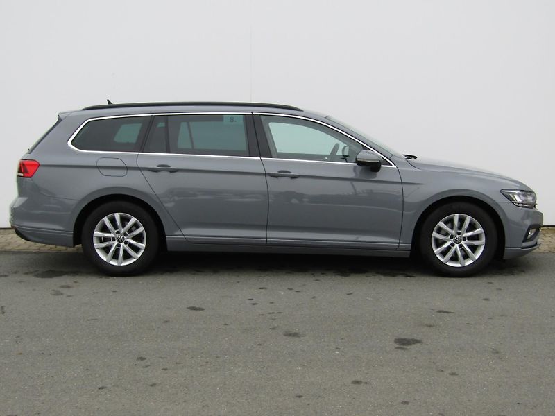 Volkswagen Passat Business 2.0 TDI 110KW DSG Var - fotka 3 z 30