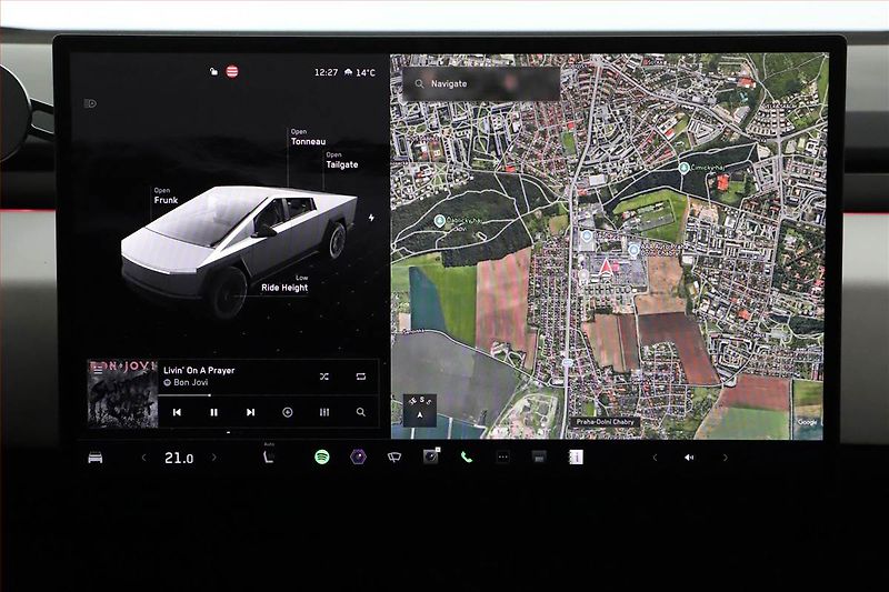 Tesla Cybertruck (2024) Dual Motor AWD - fotka 10 z 30