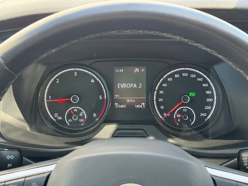 Volkswagen Caravelle T6.1 2,0 TDI 110 kW 7° DSG - fotka 14 z 33
