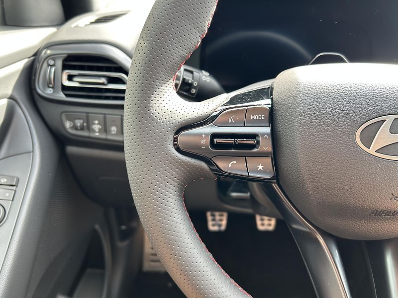 Hyundai i30 1,0 T-GDI GO CZECH N LINE! FL - fotka 17 z 32