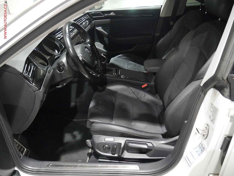 Volkswagen Arteon (2020) 2.0 TDi, 2.maj,ČR, Elegance - fotka 9 z 20