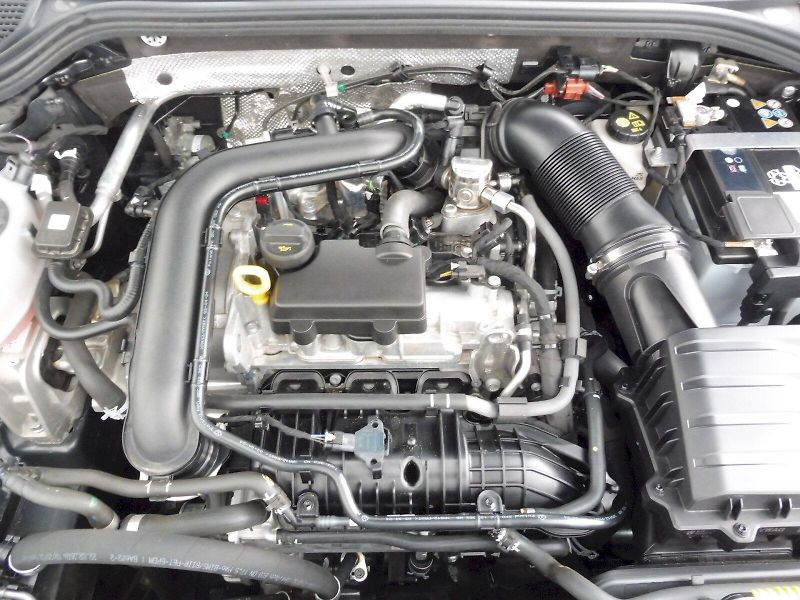 Volkswagen Golf (2024) Life 1,0 TSI 81kW - fotka 26 z 26