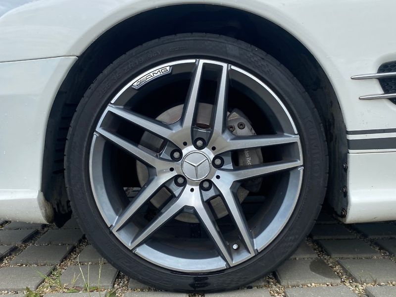 Mercedes-Benz SL (2003) 500  5,0 V8 (225kW) Aut. BA - fotka 13 z 30