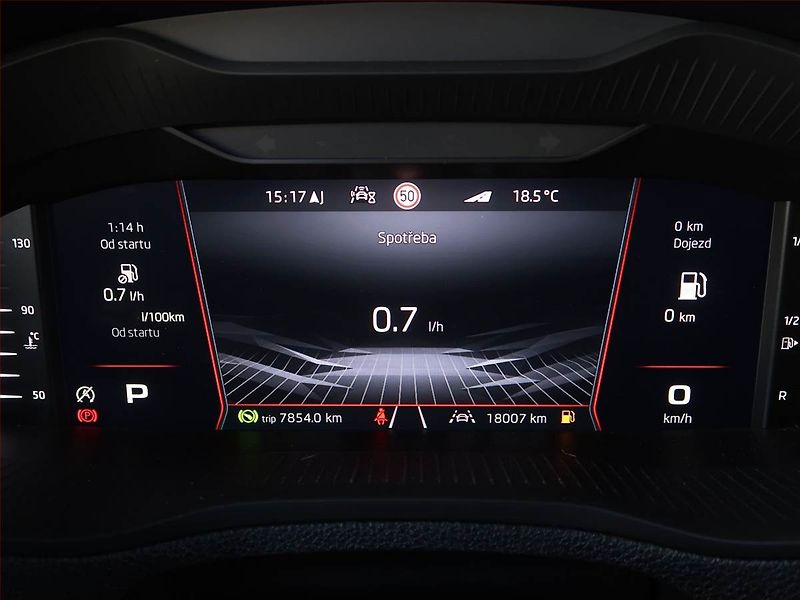 Škoda Karoq (2025) 1.5 TSI, Sportline, Navigace - fotka 11 z 16