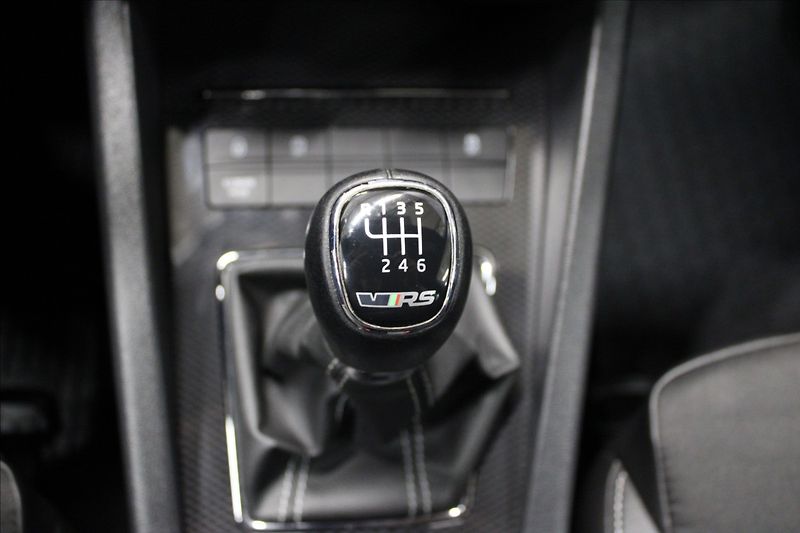 Škoda Octavia 2,0 TSI 162KW MAN VRS MODE - fotka 26 z 36