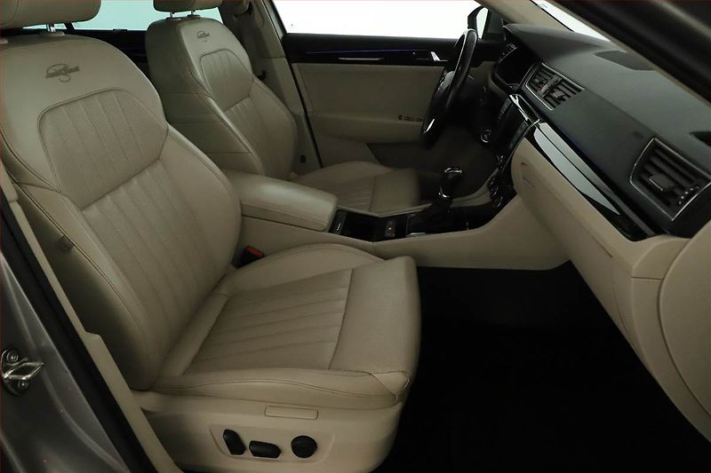 Škoda Superb (2016) Laurin&Klement 2.0 TDI - fotka 7 z 20