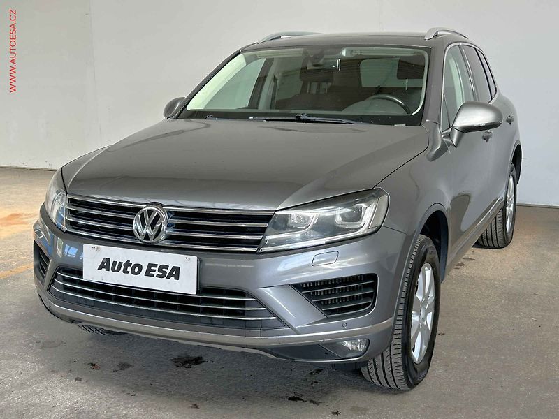 Volkswagen Touareg (2015) 3.0TDi quattro, AT, bixen - fotka 3 z 17