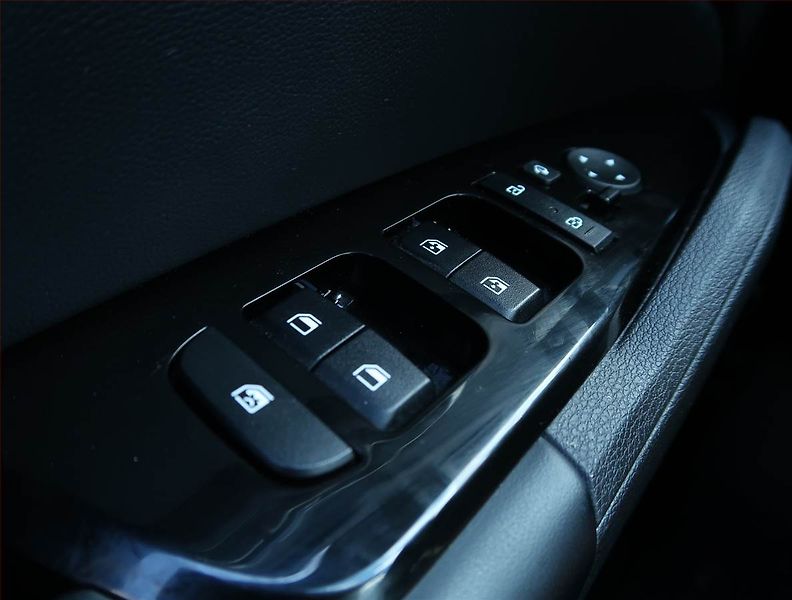 Kia Sportage (2023) Top 1.6 CRDi MHEV - fotka 18 z 20