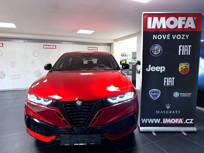 Alfa Romeo Tonale (2026) 1.5 T Ibrida 175k AT7 SPORT SP - fotka 2 z 21