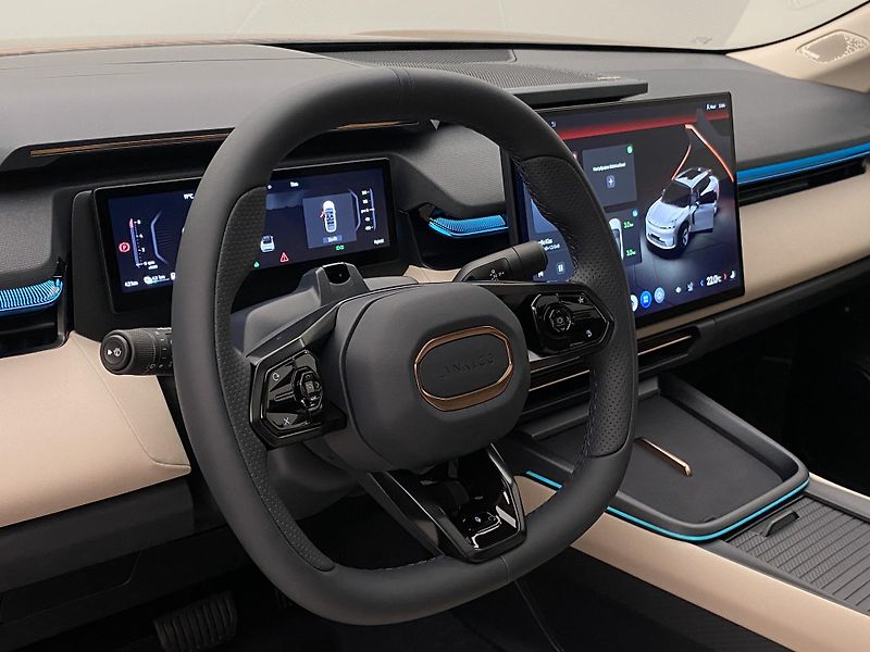 Lynk & Co 08 (2025) MORE PHEV - fotka 27 z 68