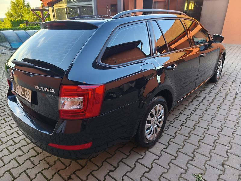 Škoda Octavia (2014) 1.6tdi 77kw, r.v.2014... - fotka 4 z 9