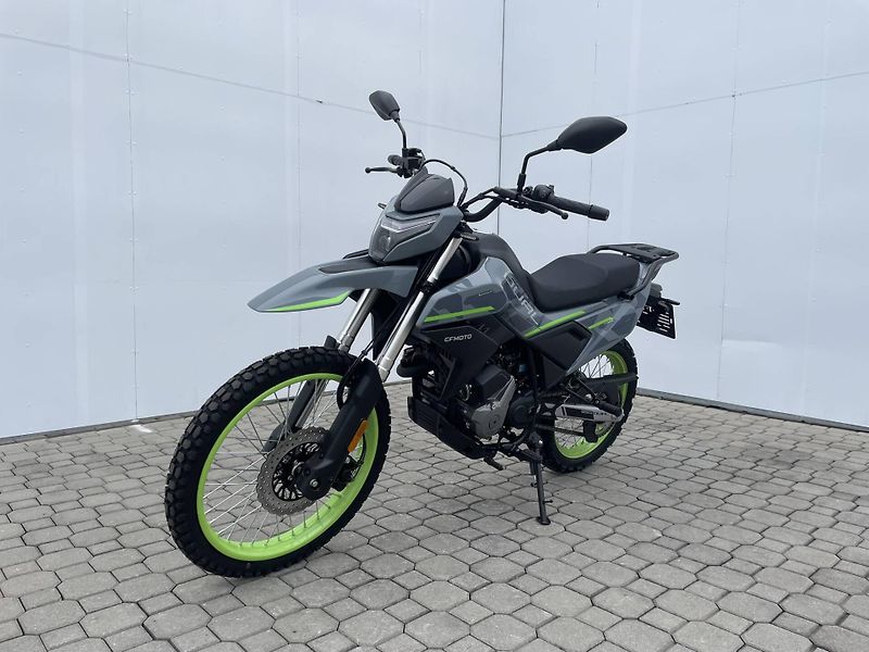 CFMOTO (2026) 250 Dual Sport EU5+ - fotka 5 z 12