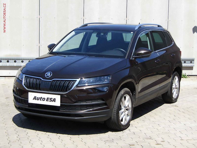 Škoda Karoq (2019) 1.6TDi, ČR, DSG, navi - fotka 3 z 21