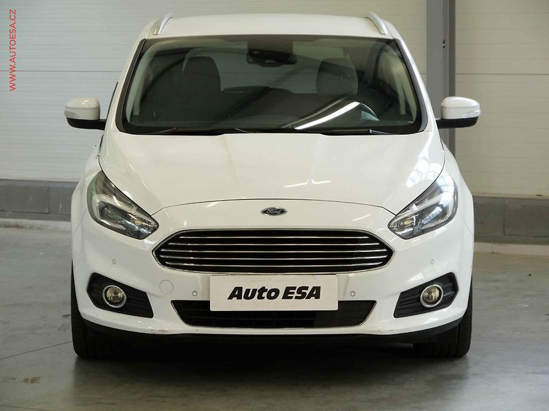 Ford S-MAX (2018) 2.0 TDCi, AT, navi, LED - fotka 2 z 25