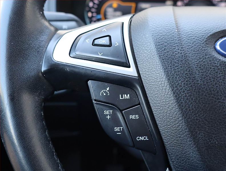 Ford S-MAX (2018) 2.0 EcoBlue, Navi, Tempomat - fotka 19 z 23