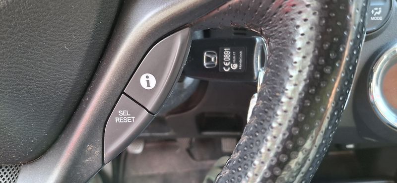 Honda Jazz 1.4 VTEC 73 KW - fotka 22 z 32