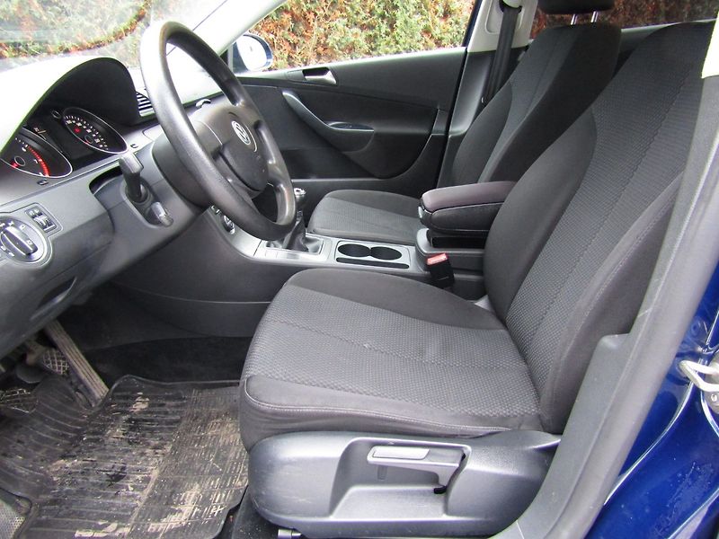Volkswagen Passat (2008) 1.4 TSI 90kW - fotka 19 z 42
