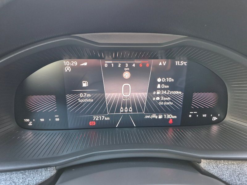 Škoda Kamiq (2026) Selection 1.0 TSI 85kW - fotka 14 z 28