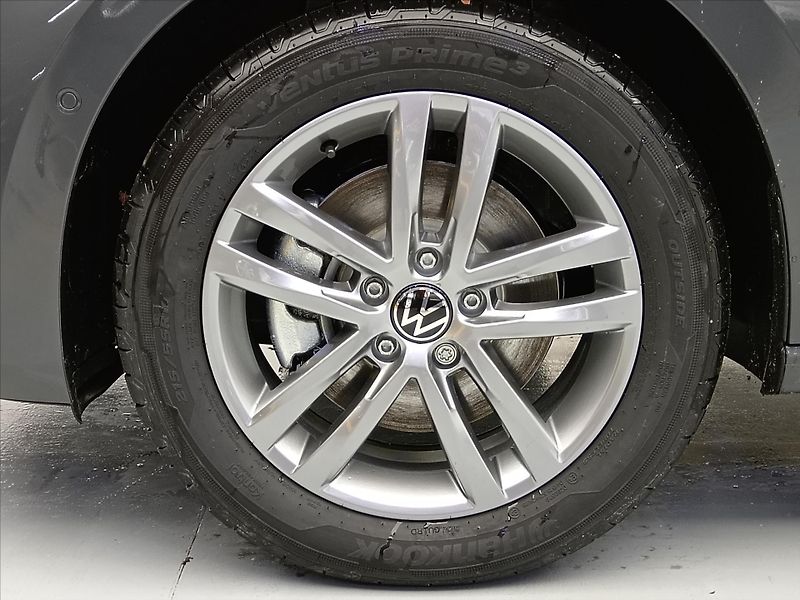 Volkswagen Touran (2026) 2,0 110 kW EVO 7DSG  People - fotka 9 z 20