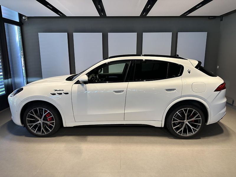 Maserati Grecale (2023) Modena 330HP - Záruka 03/27 - fotka 5 z 17