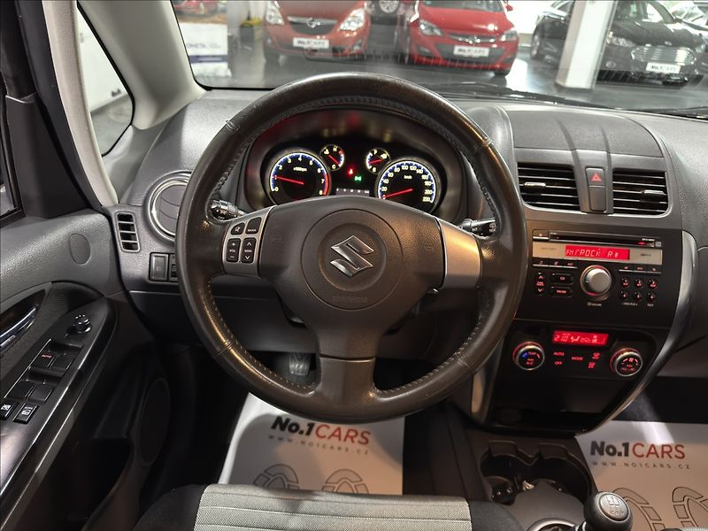 Suzuki SX4 1,6   VVT SPORT-LINE KEYLESS - fotka 22 z 35