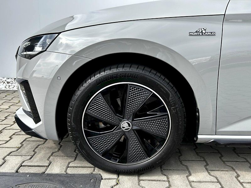 Škoda Scala (2025) 1.5 TSI 110kW DSG Monte Carlo - fotka 32 z 35