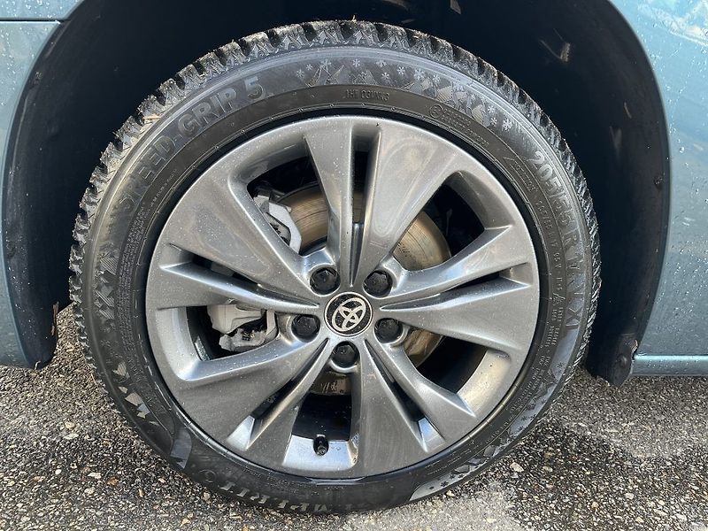 Toyota ProAce City Verso 1,5 D AT Family LWB - fotka 28 z 28