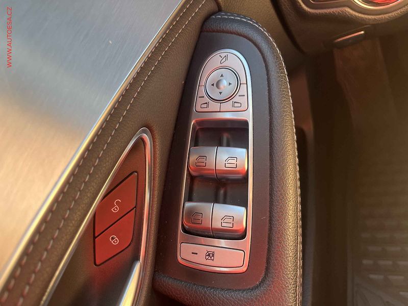 Mercedes-Benz Třídy C (2015) C 180, servis.kniha - fotka 12 z 15