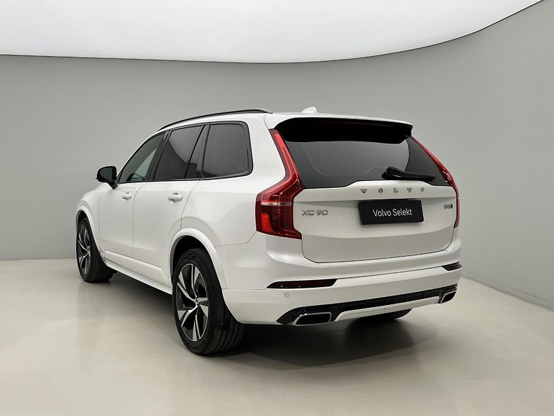 Volvo XC90 B5 AWD R-DESIGN 7 MÍST AUT  - fotka 11 z 47