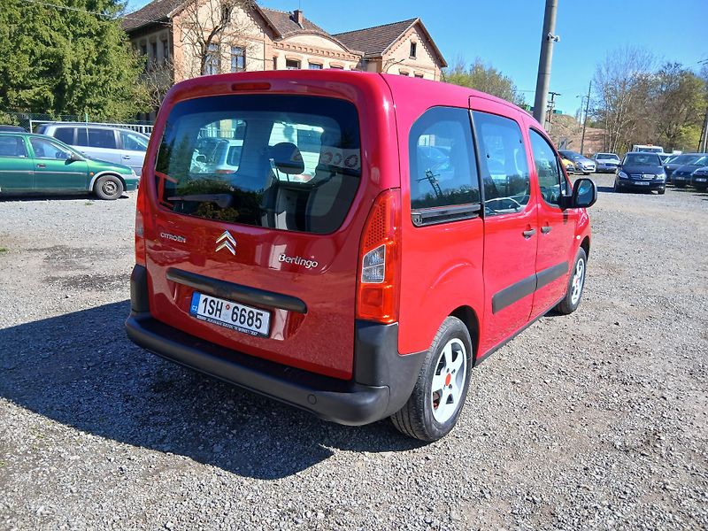 Citroën Berlingo 1.6 HDI, ALU - fotka 8 z 31