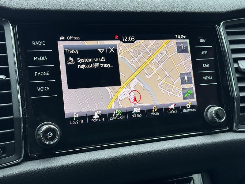 Škoda Kodiaq (2018) 2.0TSi DSG SportLine, 4X4, RZV - fotka 41 z 54