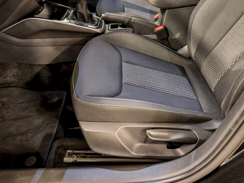 Škoda Fabia (2025) 1.0 TSI 85 kW Top Selection - fotka 21 z 28