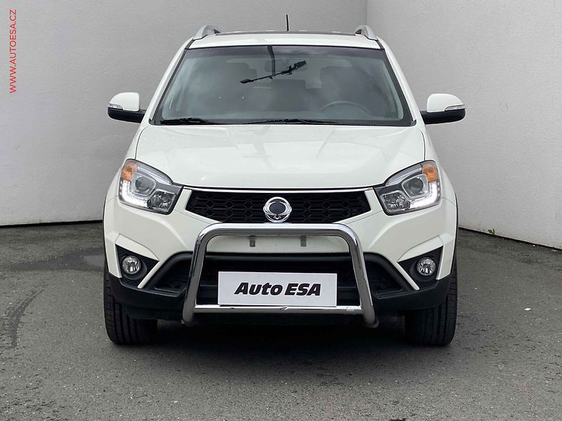 SsangYong Korando (2015) 2.0 TD 4x4, AT, TZ, kůže - fotka 2 z 16