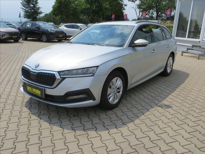 Škoda Octavia 2,0 TDI Ambition ČR - fotka 3 z 25