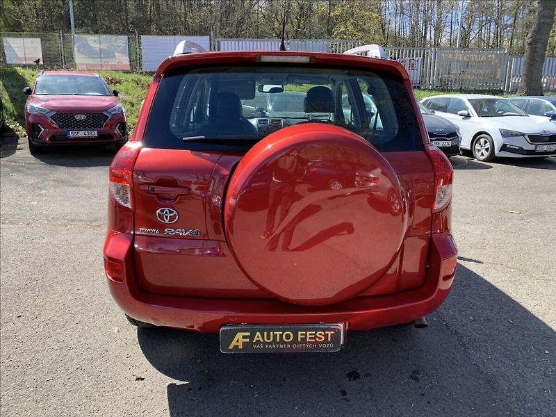 Toyota RAV4 2,0 i 4x4 CEBIA - fotka 6 z 19