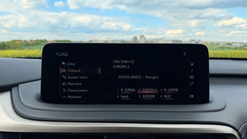 Lexus RX 450h 450H 3,5 HEV LUXURY - fotka 13 z 26