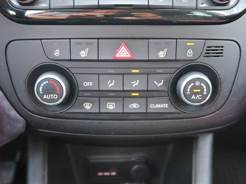 Kia Venga (2019) 1.6 CVVT, Automat, Serv.kniha - fotka 17 z 19