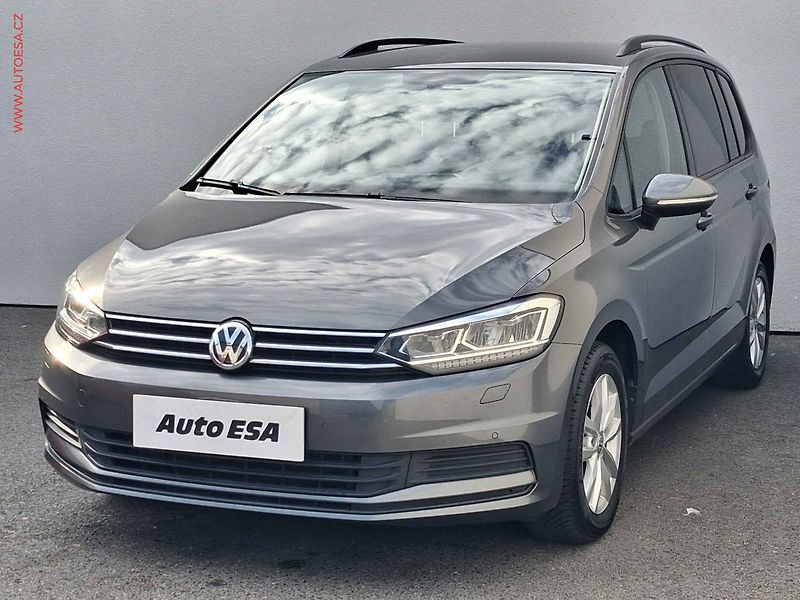 Volkswagen Touran (2017) 1.4 TSi, Comfortline, LED, TZ - fotka 3 z 18