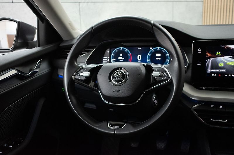 Škoda Octavia 1.5 TSI*REZERVACE* - fotka 15 z 37