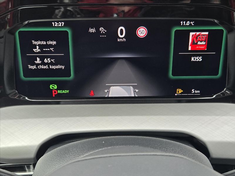 Volkswagen Golf 1,5 eTSi 110kW DSG Tov.záruka - fotka 14 z 23