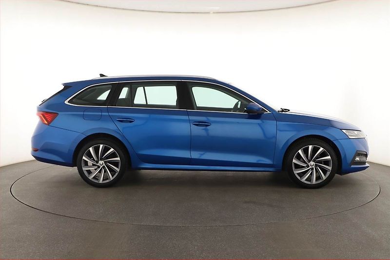 Škoda Octavia (2022) Style Plus 2.0 TDI - fotka 6 z 17