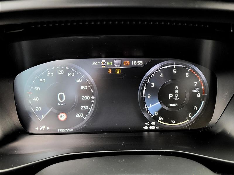 Volvo XC40 T5,PHEV,Inscription,led, - fotka 20 z 40